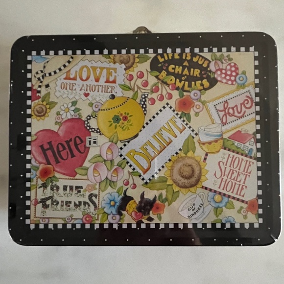 Mary Engelbreit Other - Vtg Mary Engelbreit Tin Lunch Box/Storage Box